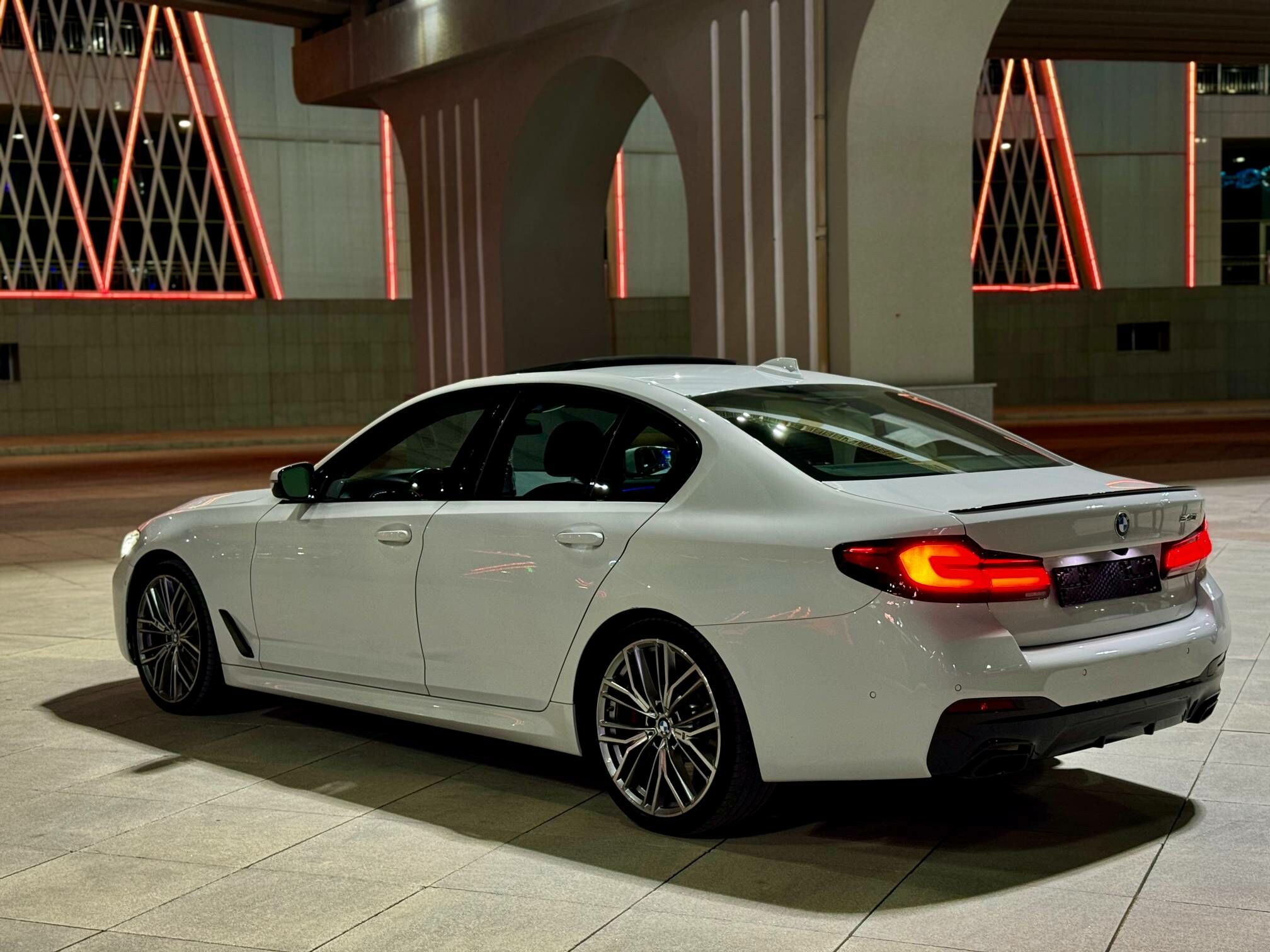 BMW 540 2023 - 900 000 TMT - Ашхабад - img 6