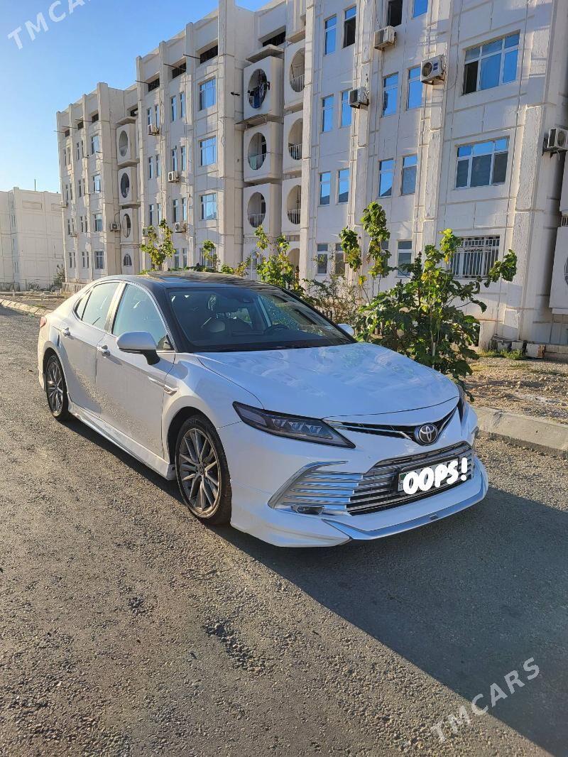 Toyota Camry 2019 - 320 000 TMT - Balkanabat - img 2