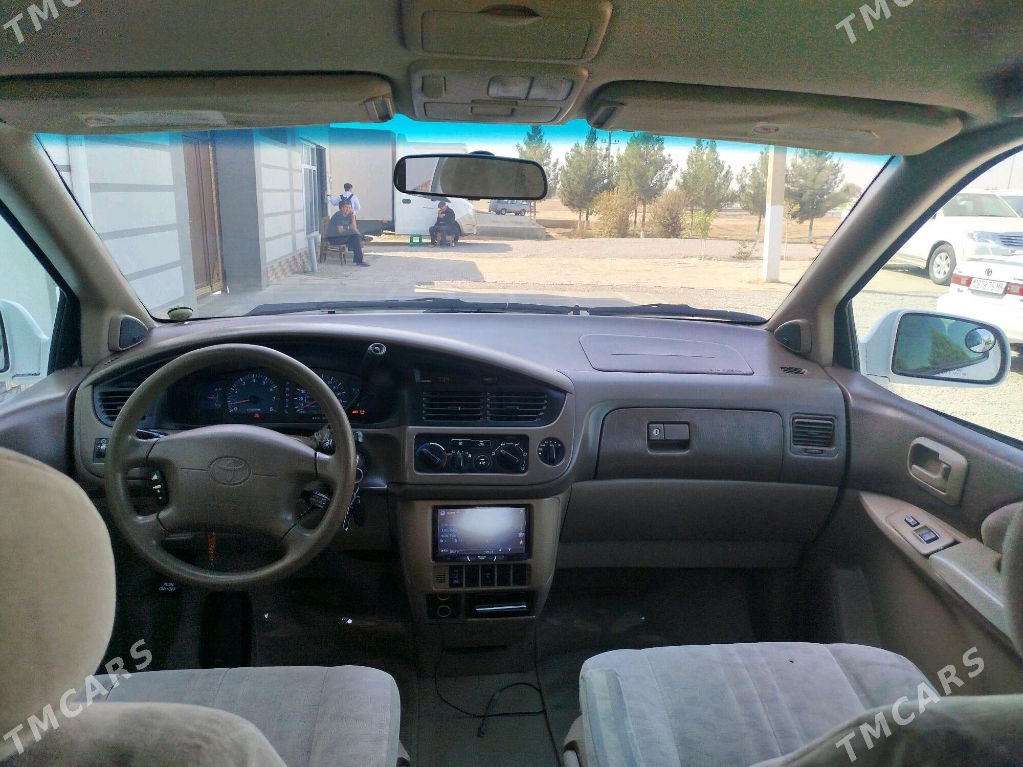 Toyota Sienna 2002 - 185 000 TMT - Mary - img 8