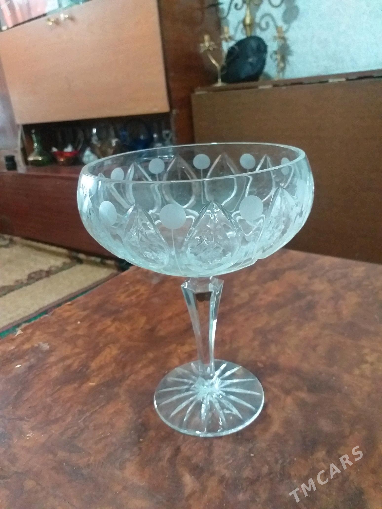 вазы на ножках - Türkmenabat - img 1