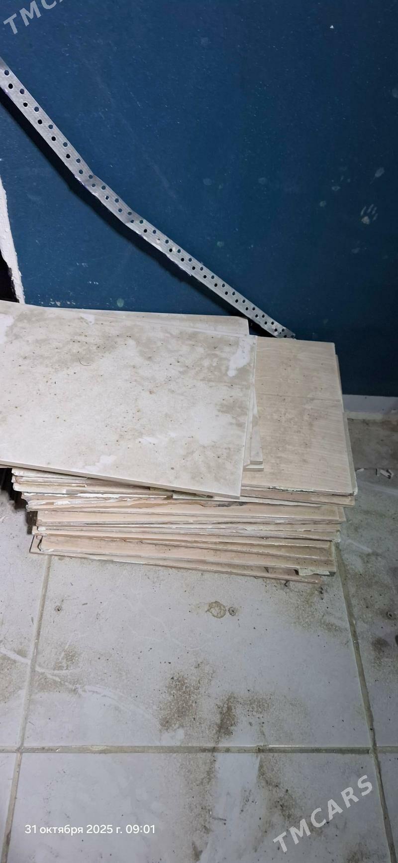 Трубы, метал, столы распродажа - Kim raýon - img 3