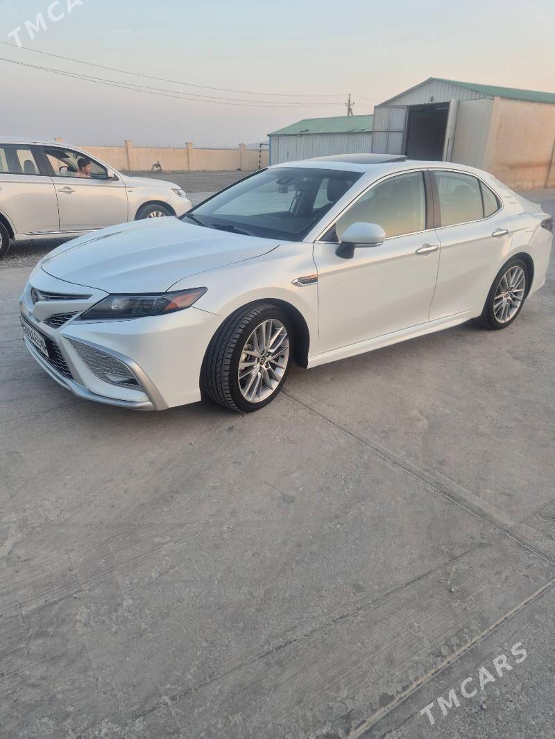 Toyota Camry 2021 - 330 000 TMT - Мары - img 1