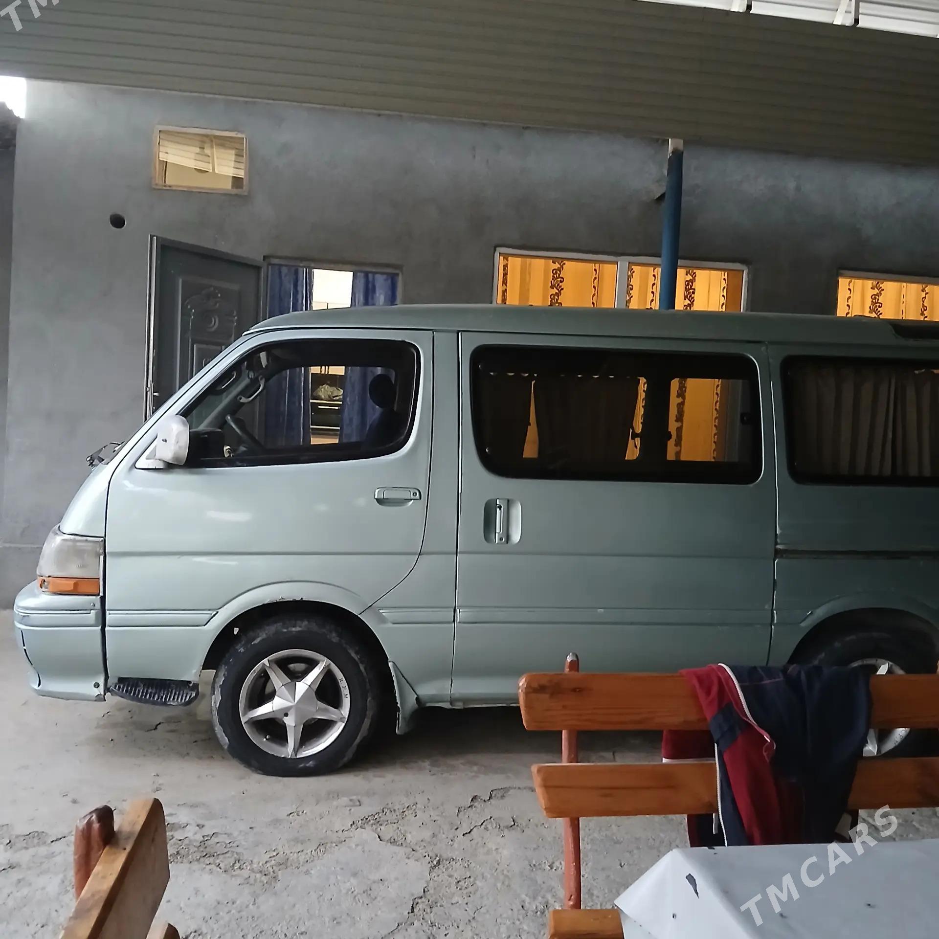 Toyota Hiace 1990 - 50 000 TMT - Magdanly - img 5