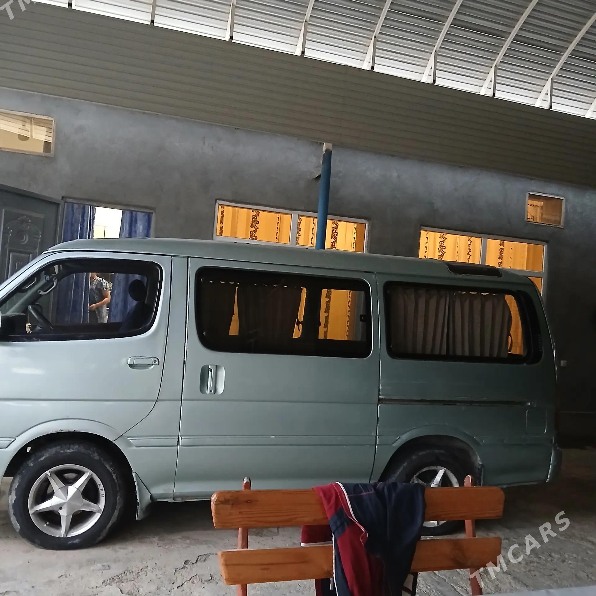 Toyota Hiace 1990 - 50 000 TMT - Magdanly - img 6