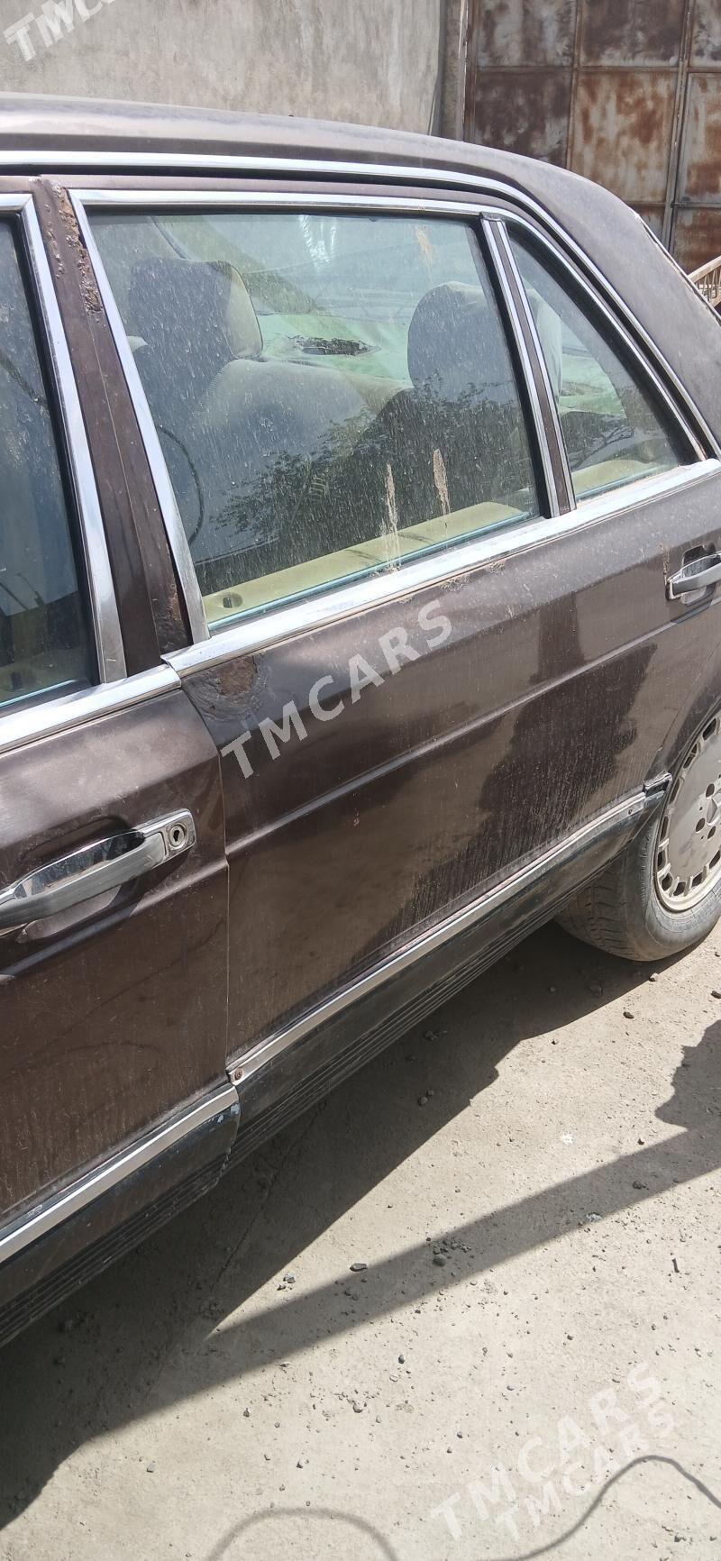 Mercedes-Benz 230E 1987 - 7 000 TMT - Gurbansoltan Eje - img 5