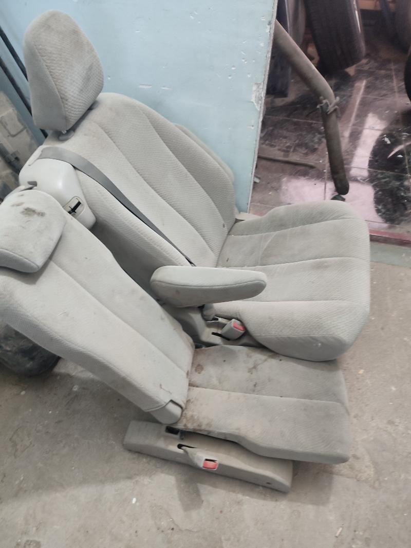 TOYOTA  SIENNA  2012  ZAPCHAST 1 000 TMT - Чоганлы - img 3