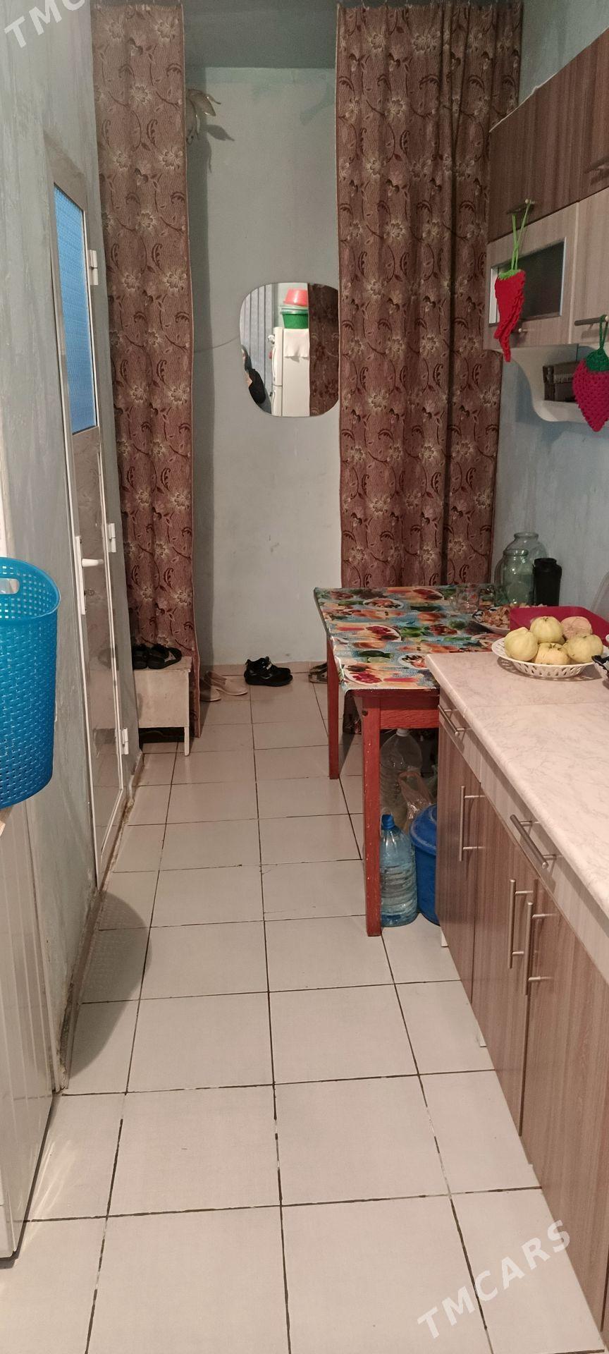 3 etaz 1 komn 211 kW - Балканабат - img 4