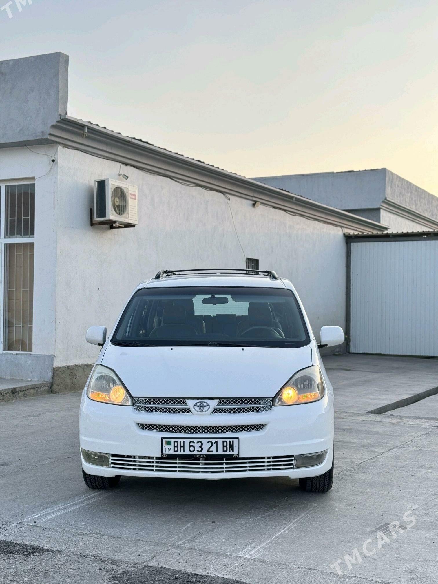 Toyota Sienna 2004 - 190 000 TMT - Балканабат - img 1