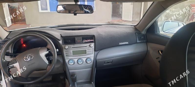 Toyota Camry 2009 - 150 000 TMT - Байрамали - img 3