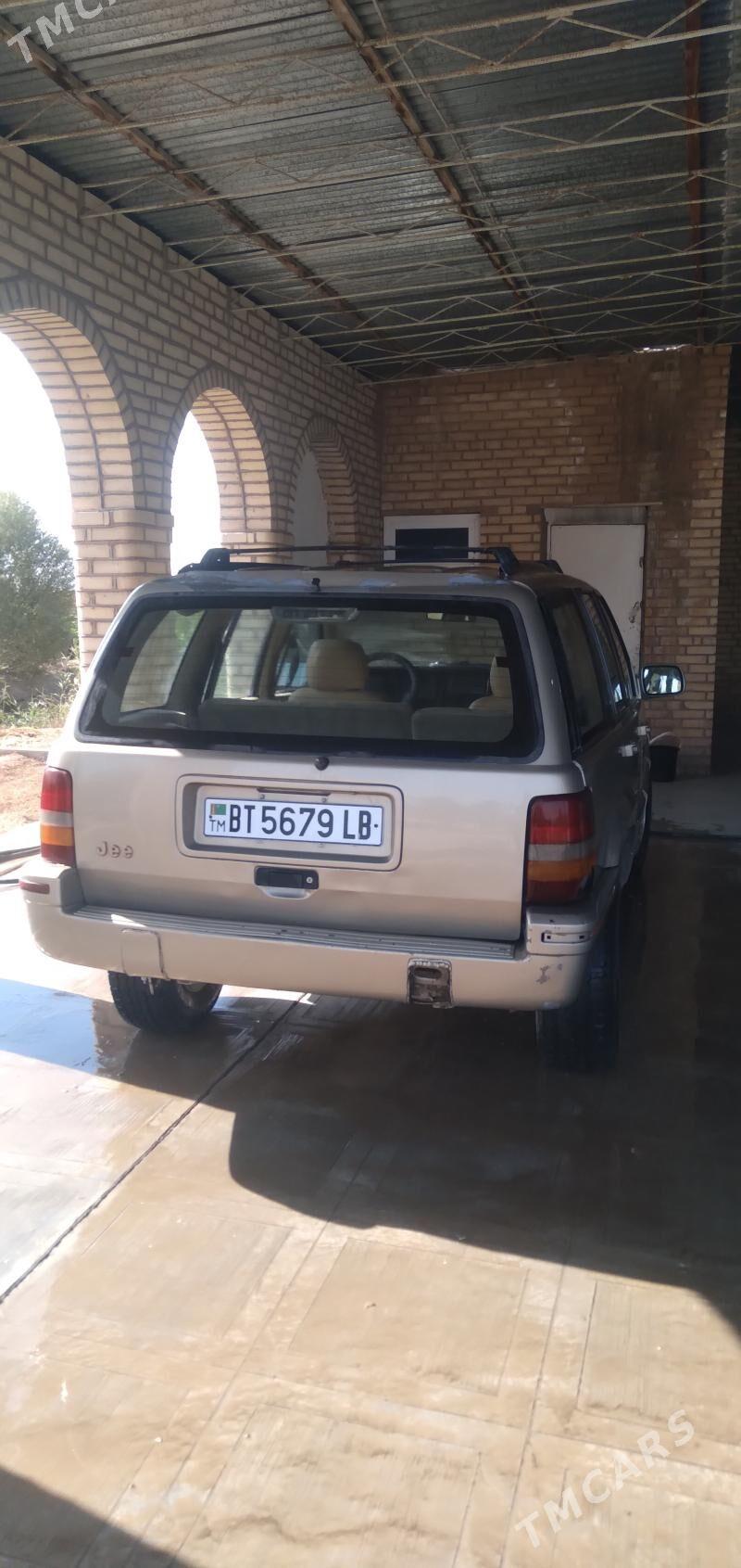 Jeep Grand Cherokee 1996 - 25 000 TMT - Гарабекевюл - img 5