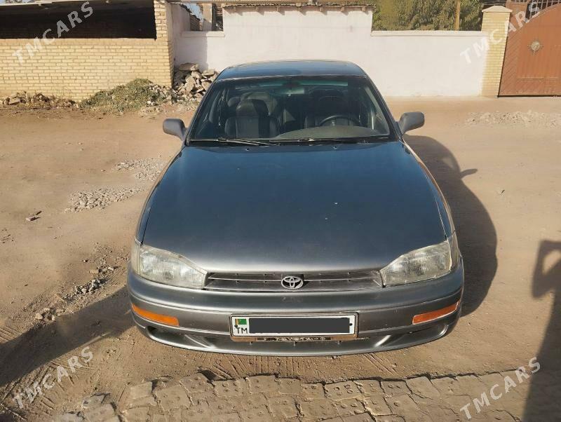 Toyota Camry 1993 - 90 000 TMT - Огуз хан - img 1