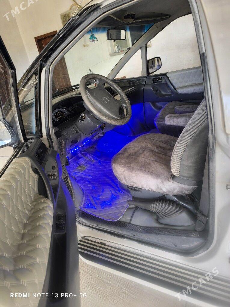Toyota Previa 1991 - 90 000 TMT - Halaç - img 7