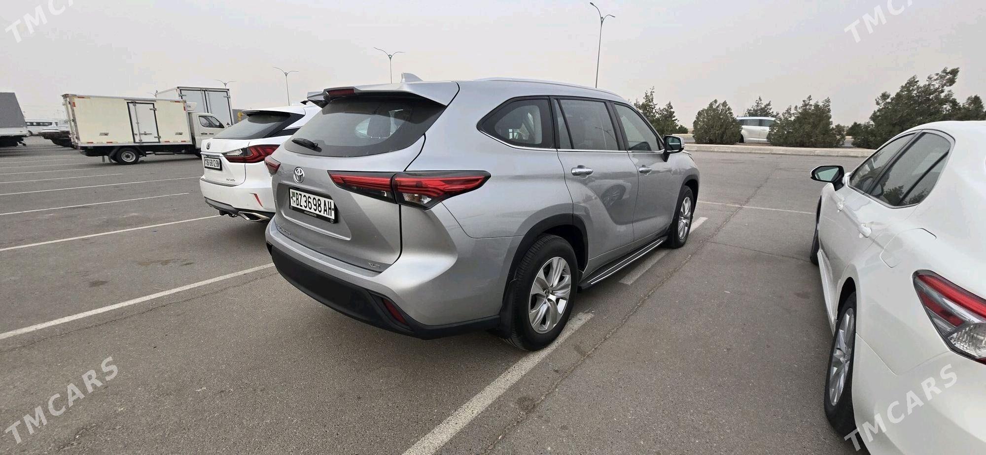 Toyota Highlander 2020 - 591 000 TMT - Ашхабад - img 2