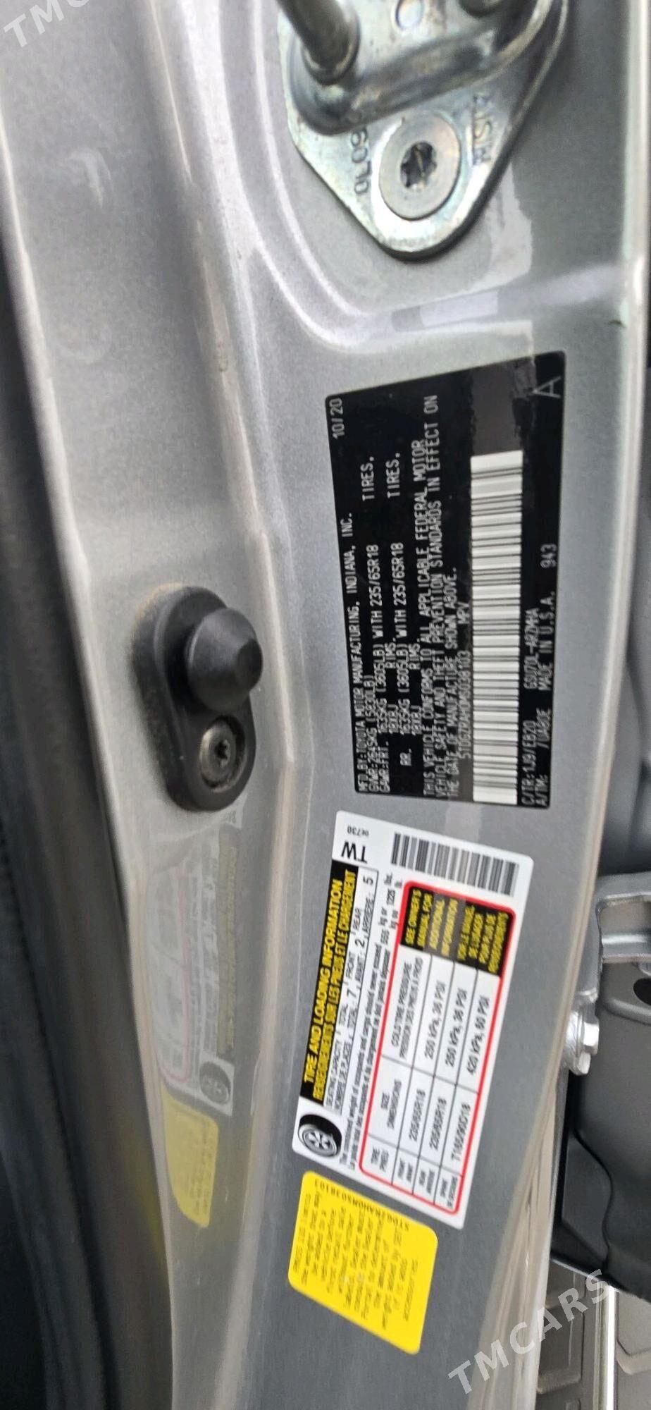 Toyota Highlander 2020 - 591 000 TMT - Ашхабад - img 5