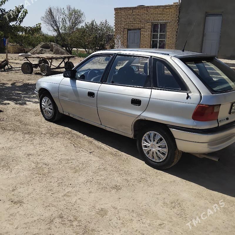 Opel Astra 1993 - 25 000 TMT - Baýramaly - img 3