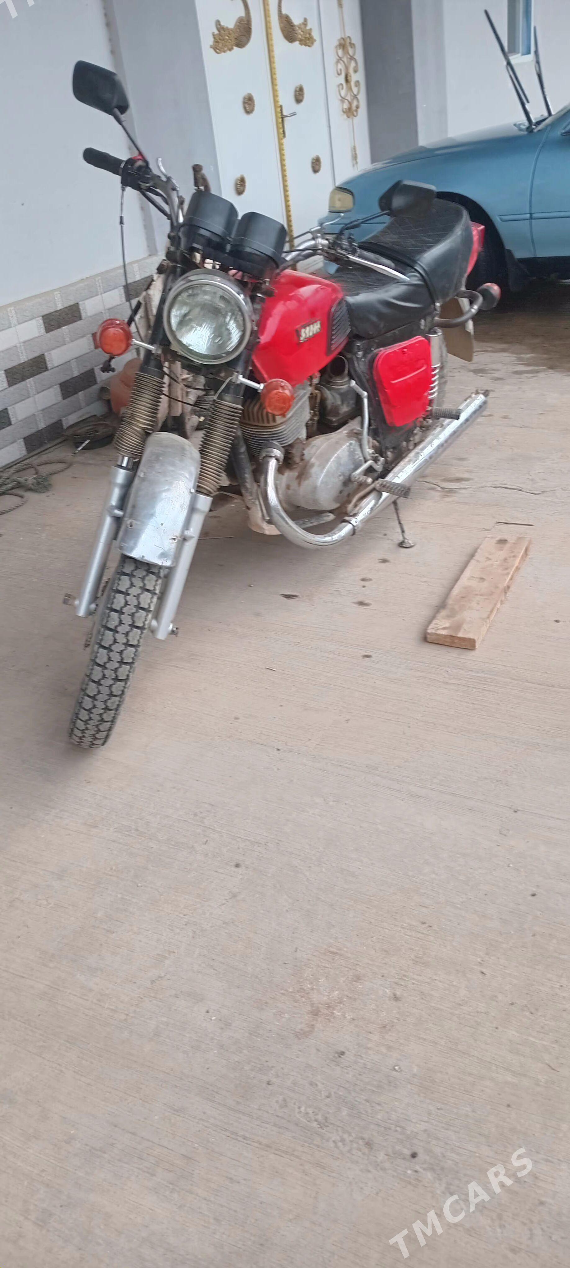 Iž Planeta 4 2025 - 10 000 TMT - Чарджоу - img 3