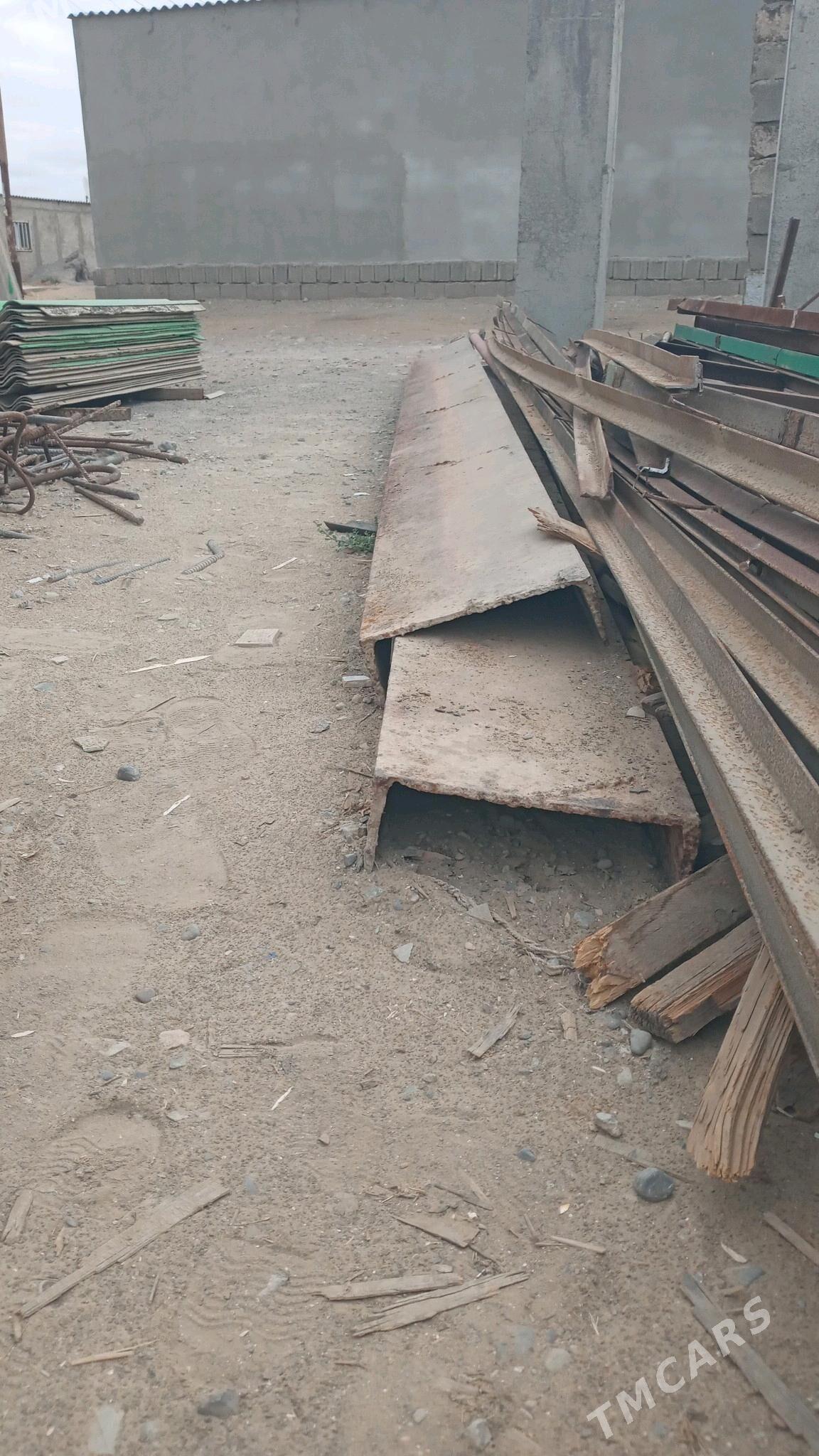 şweller 30 luk - Büzmeýin - img 1