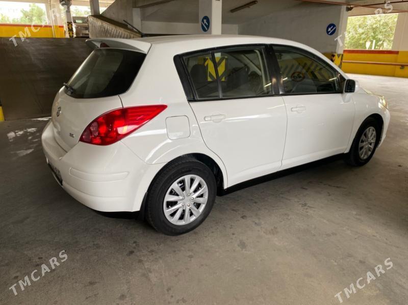 Nissan Versa 2010 - 145 000 TMT - 1 мкр - img 1