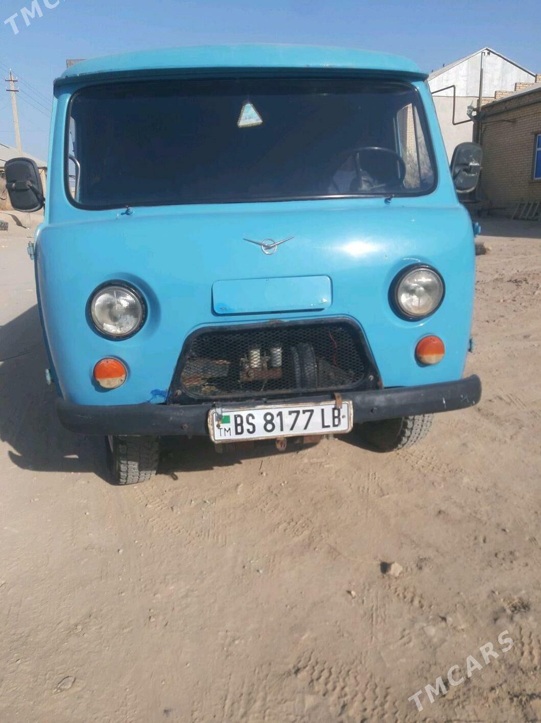 UAZ 452 1999 - 60 000 TMT - Керки - img 1