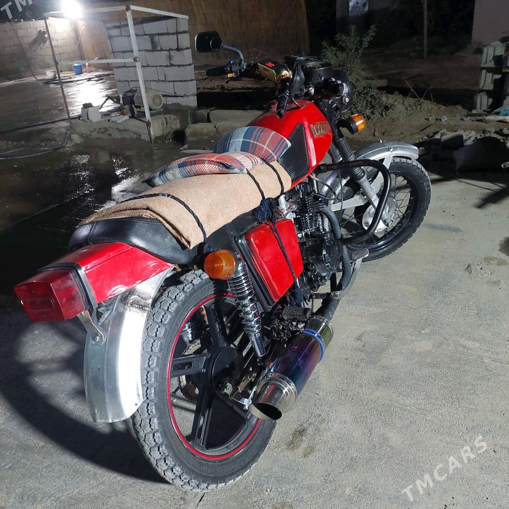 Fekon FK200-14G 2010 - 11 000 TMT - Bäherden - img 2