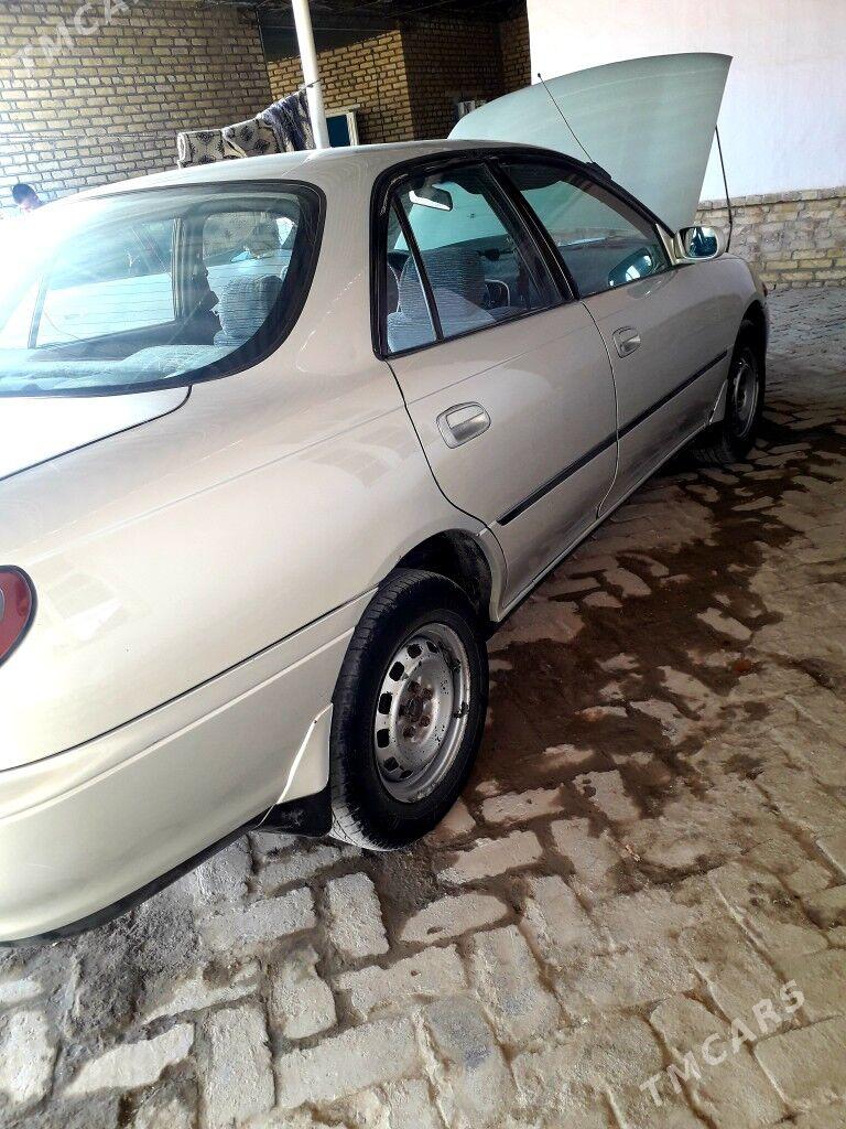 Toyota Carina 1995 - 70 000 TMT - Ýolöten - img 3
