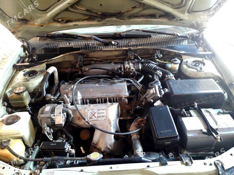 Toyota Carina 1995 - 70 000 TMT - Ýolöten - img 4