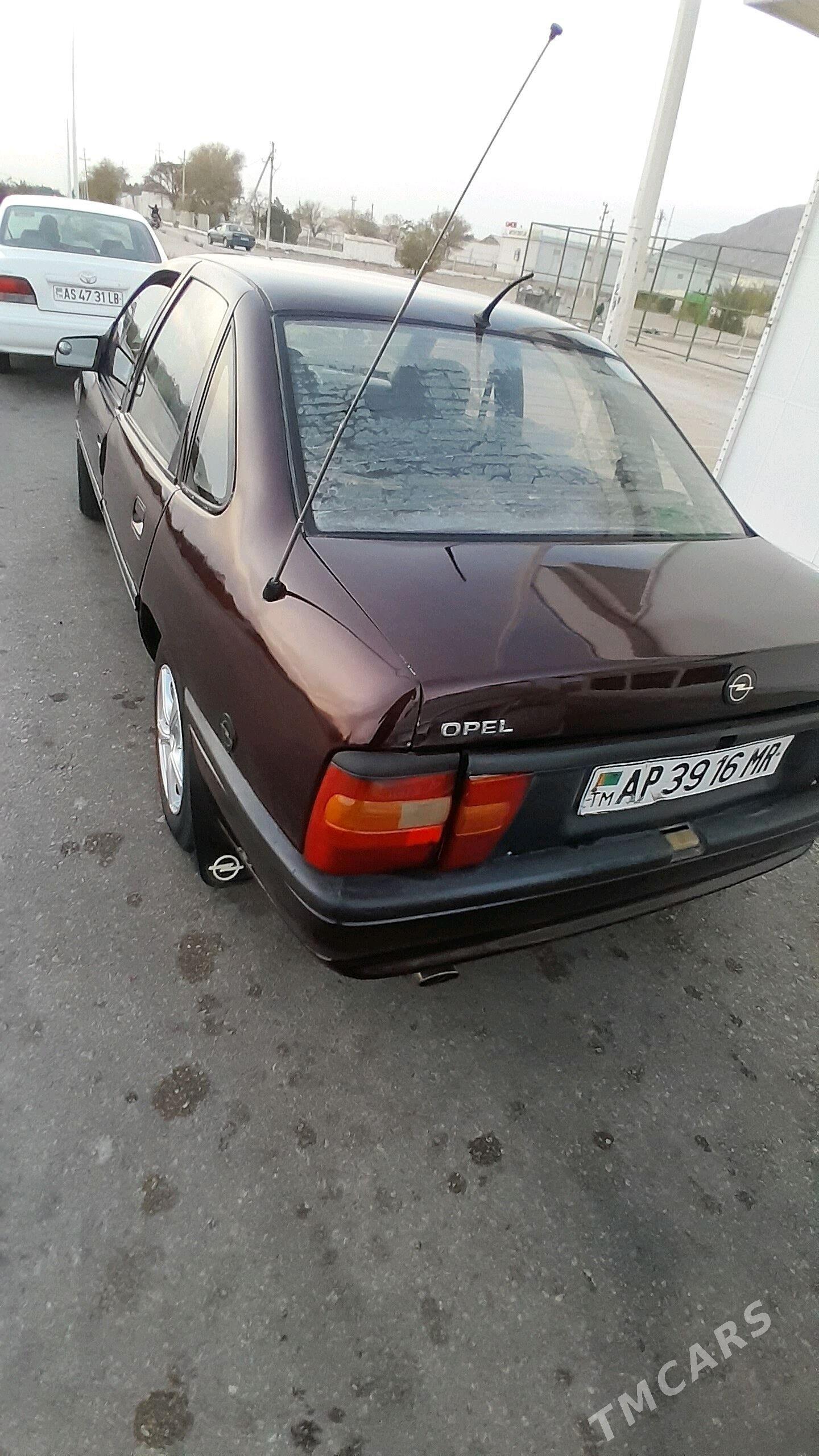 Opel Vectra 1991 - 25 000 TMT - Balkanabat - img 6