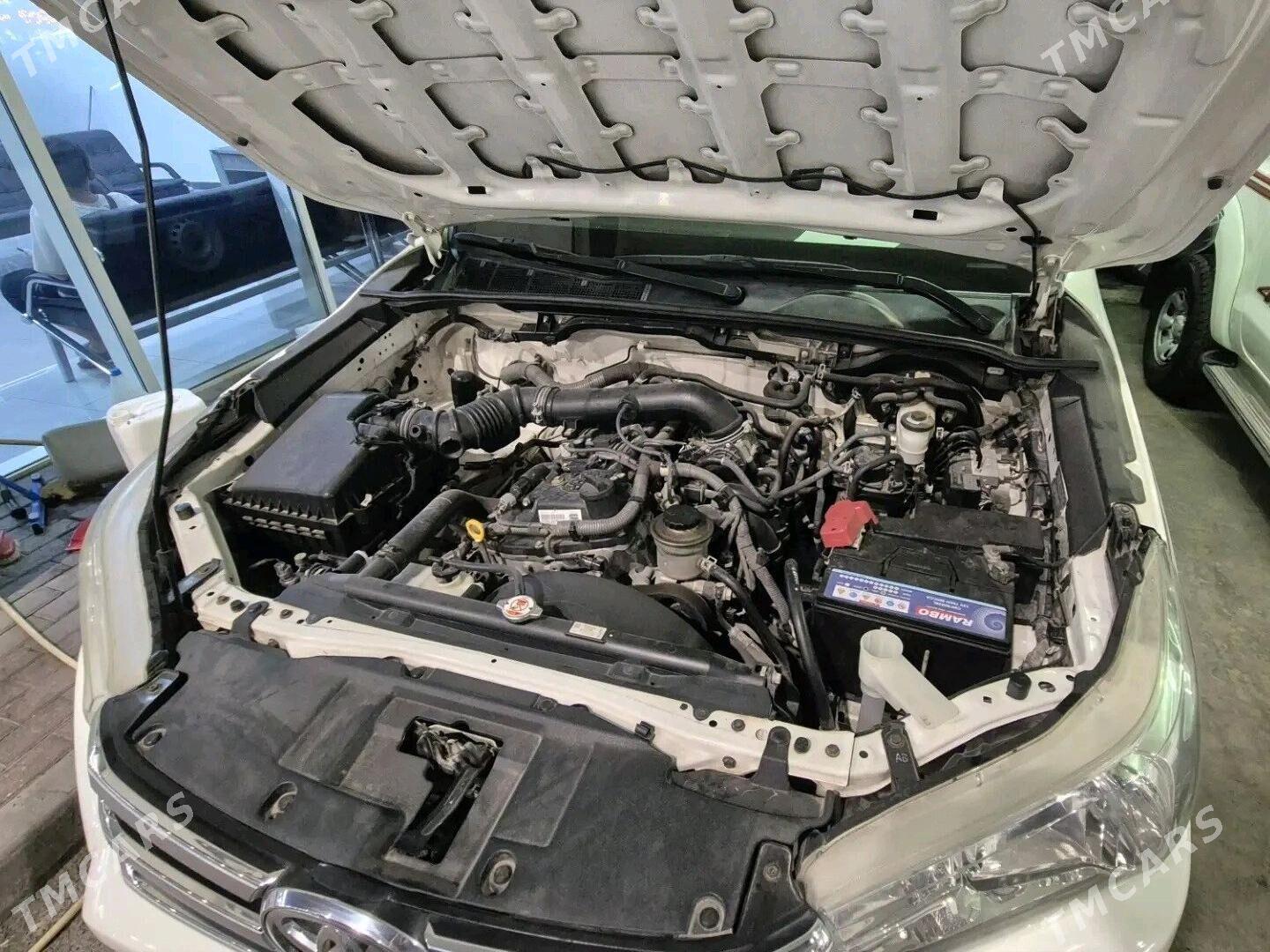 Toyota Hilux 2020 - 464 000 TMT - Гёкдепе - img 5