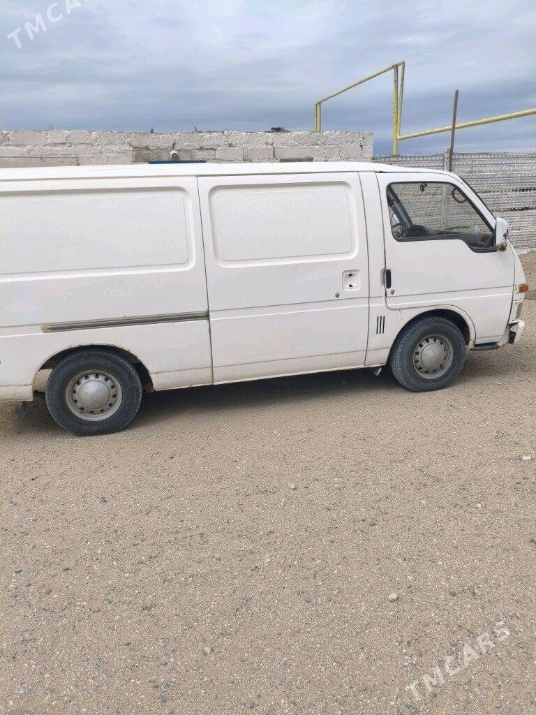 Toyota Hiace 1994 - 45 000 TMT - Карабогаз - img 1