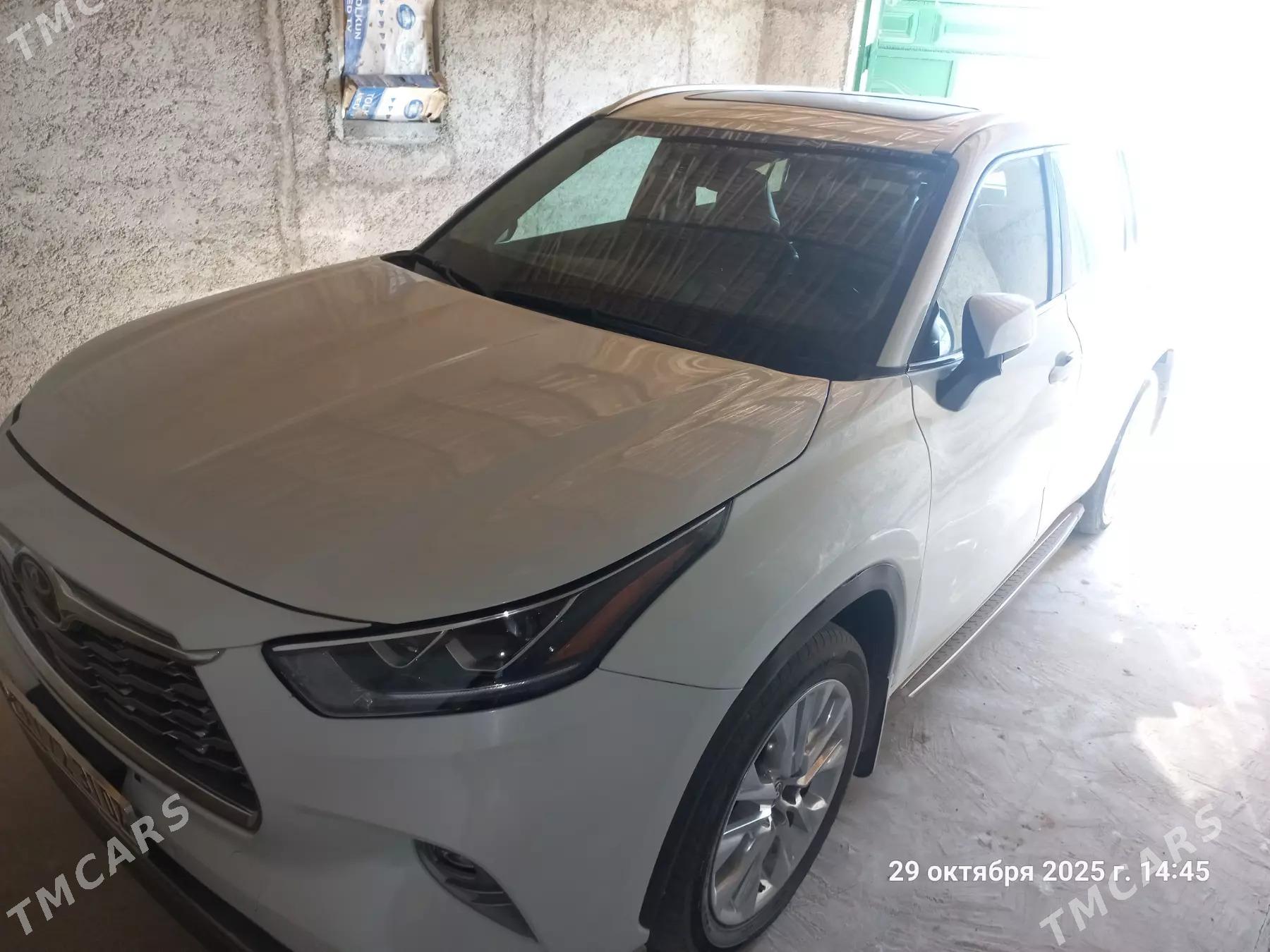 Toyota Highlander 2023 - 800 000 TMT - Акдепе - img 4