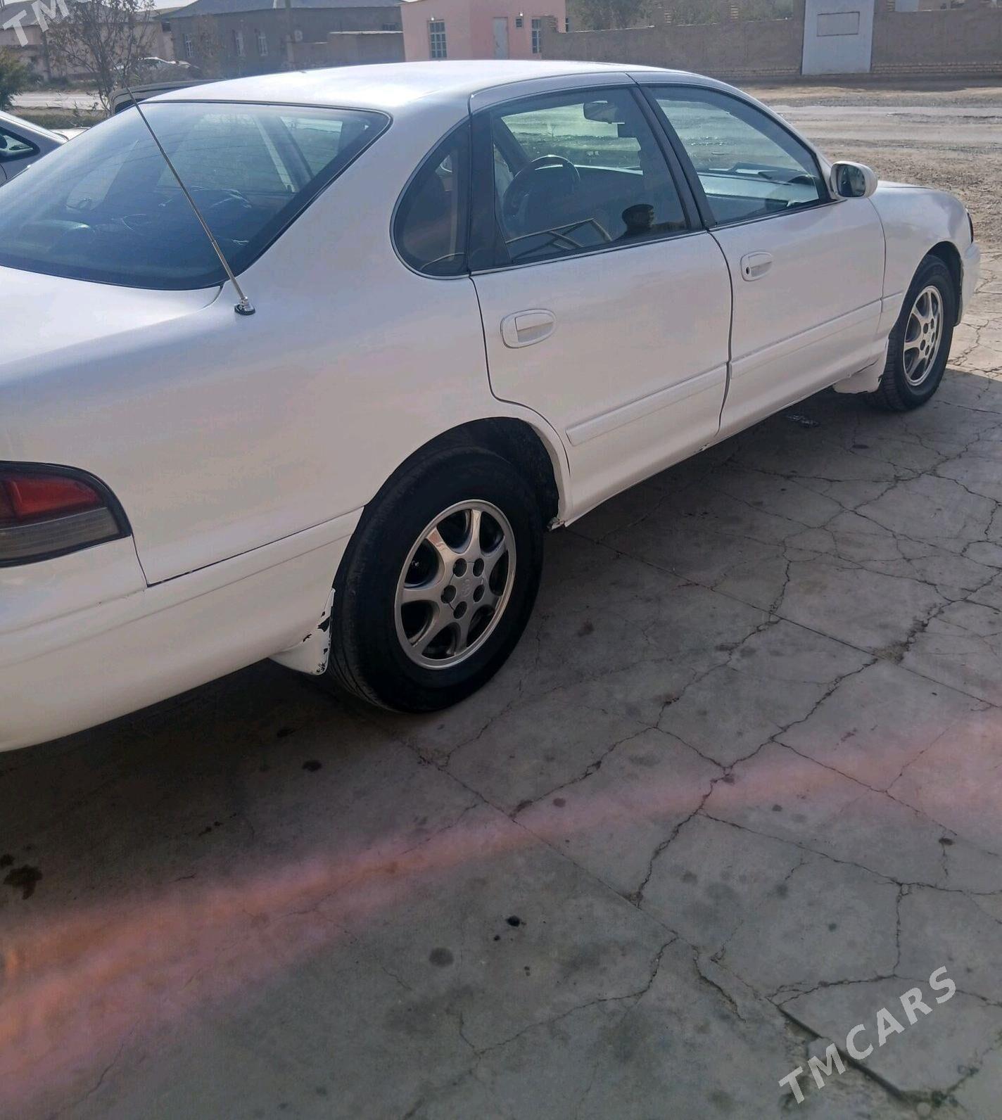 Toyota Avalon 1995 - 110 000 TMT - Türkmengala - img 3