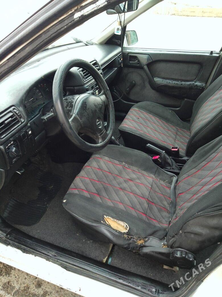 Opel Vectra 1991 - 21 000 TMT - Kaka - img 3