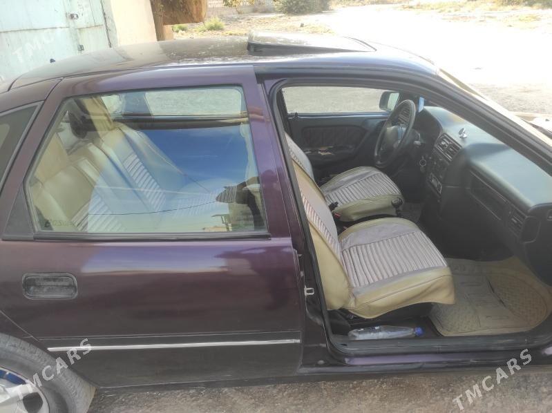 Opel Vectra 1993 - 50 000 TMT - Çärjew - img 5