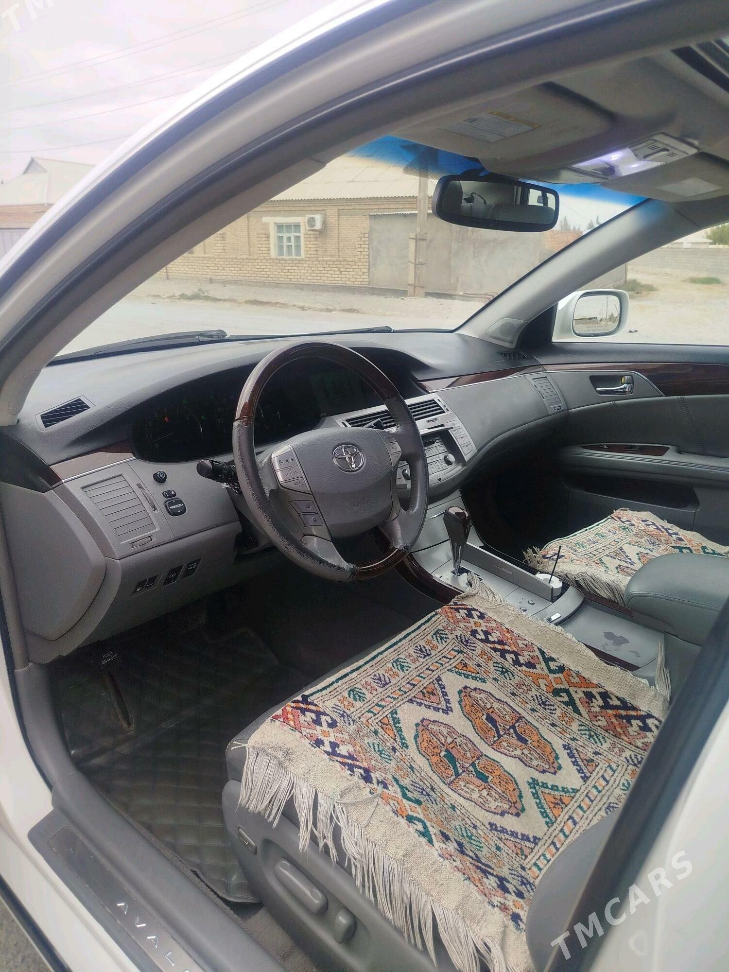 Toyota Avalon 2008 - 230 000 TMT - Bäherden - img 6