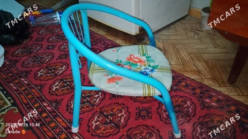 Стульчик и гаршок - Туркменабат - img 1