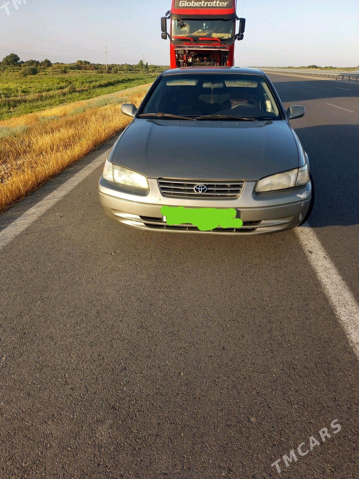 Toyota Camry 1999 - 130 000 TMT - Мары - img 2