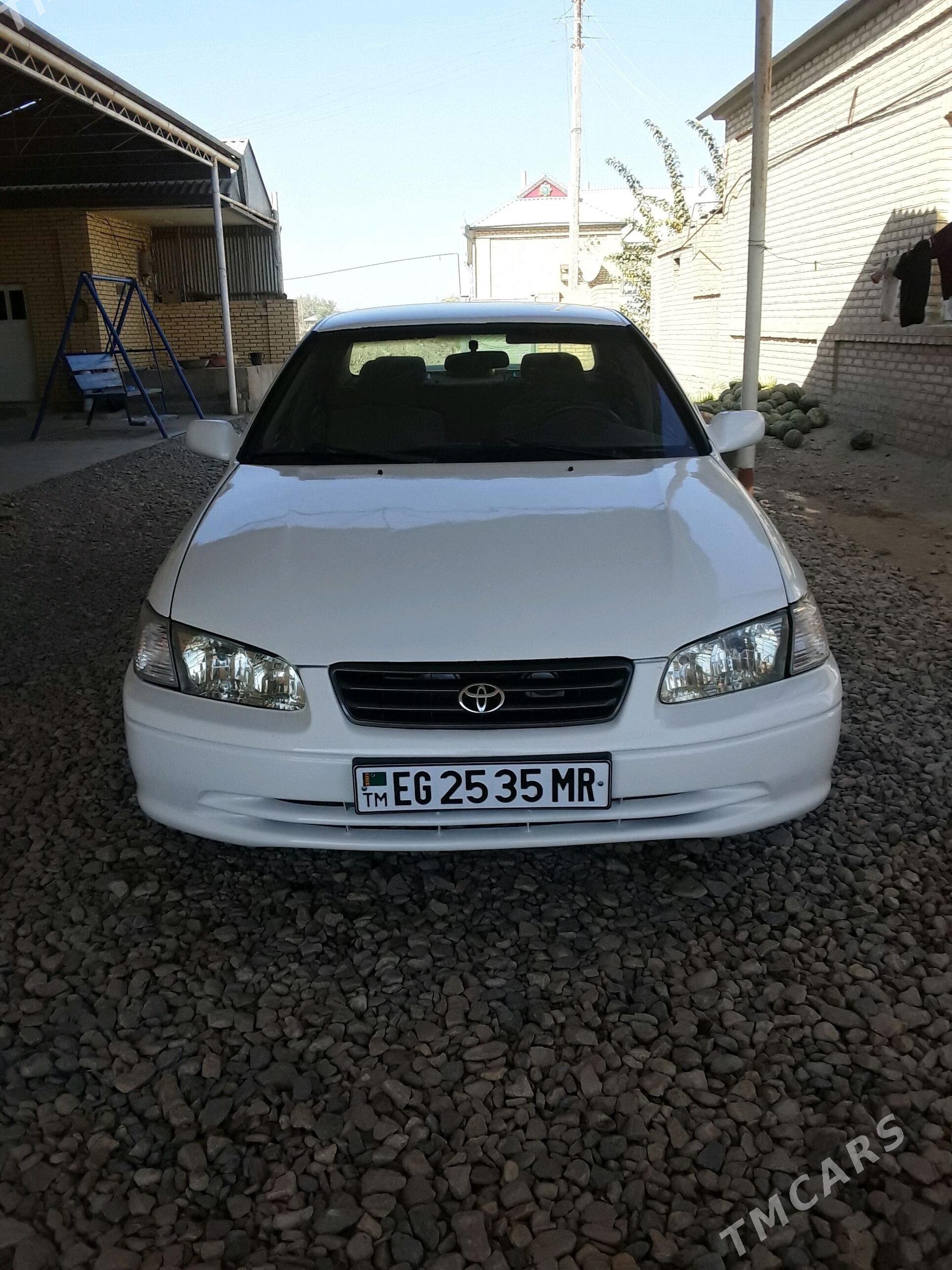 Toyota Camry 1999 - 140 000 TMT - Sakarçäge - img 1