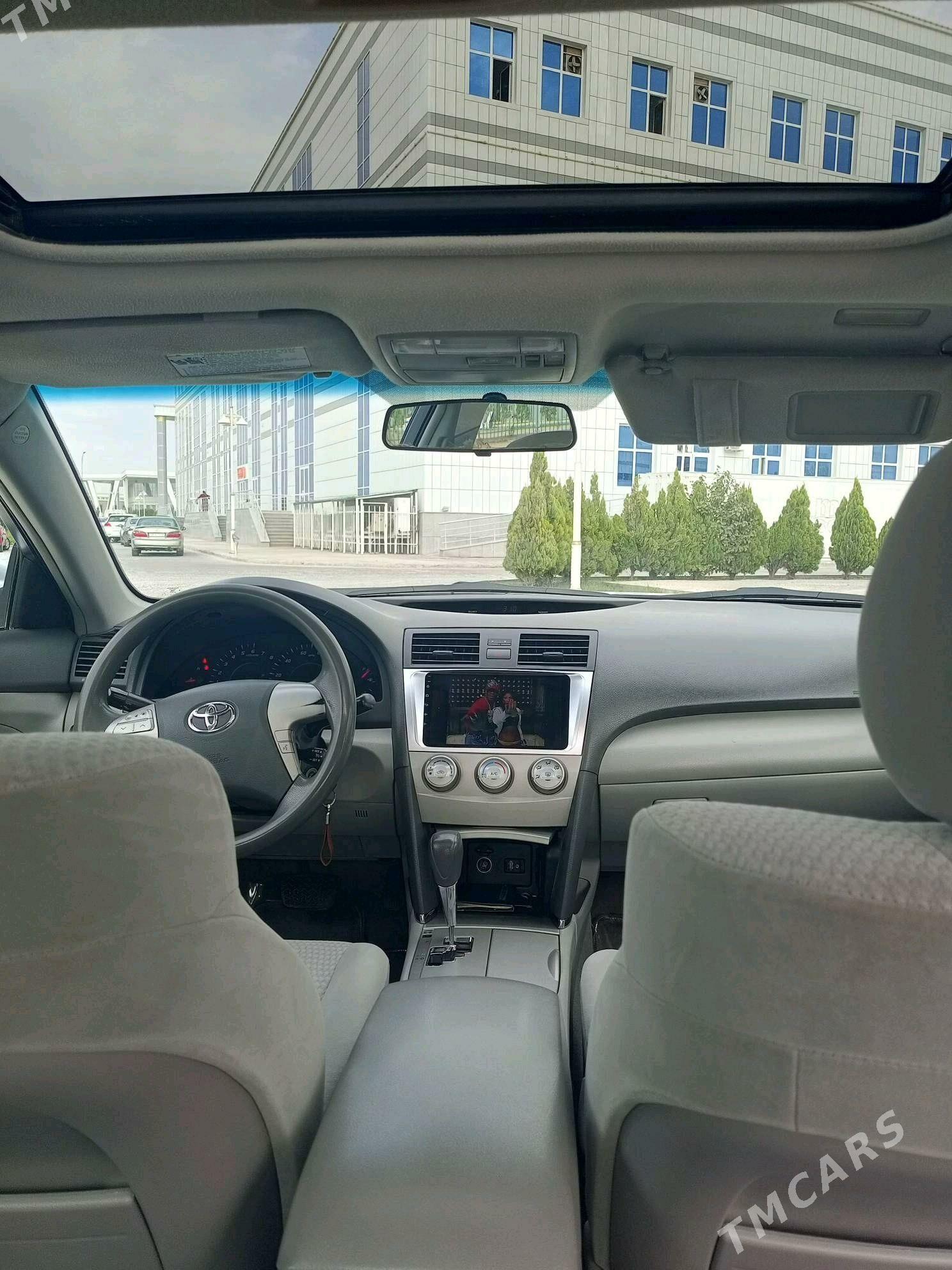 Toyota Camry 2011 - 220 000 TMT - Дашогуз - img 6