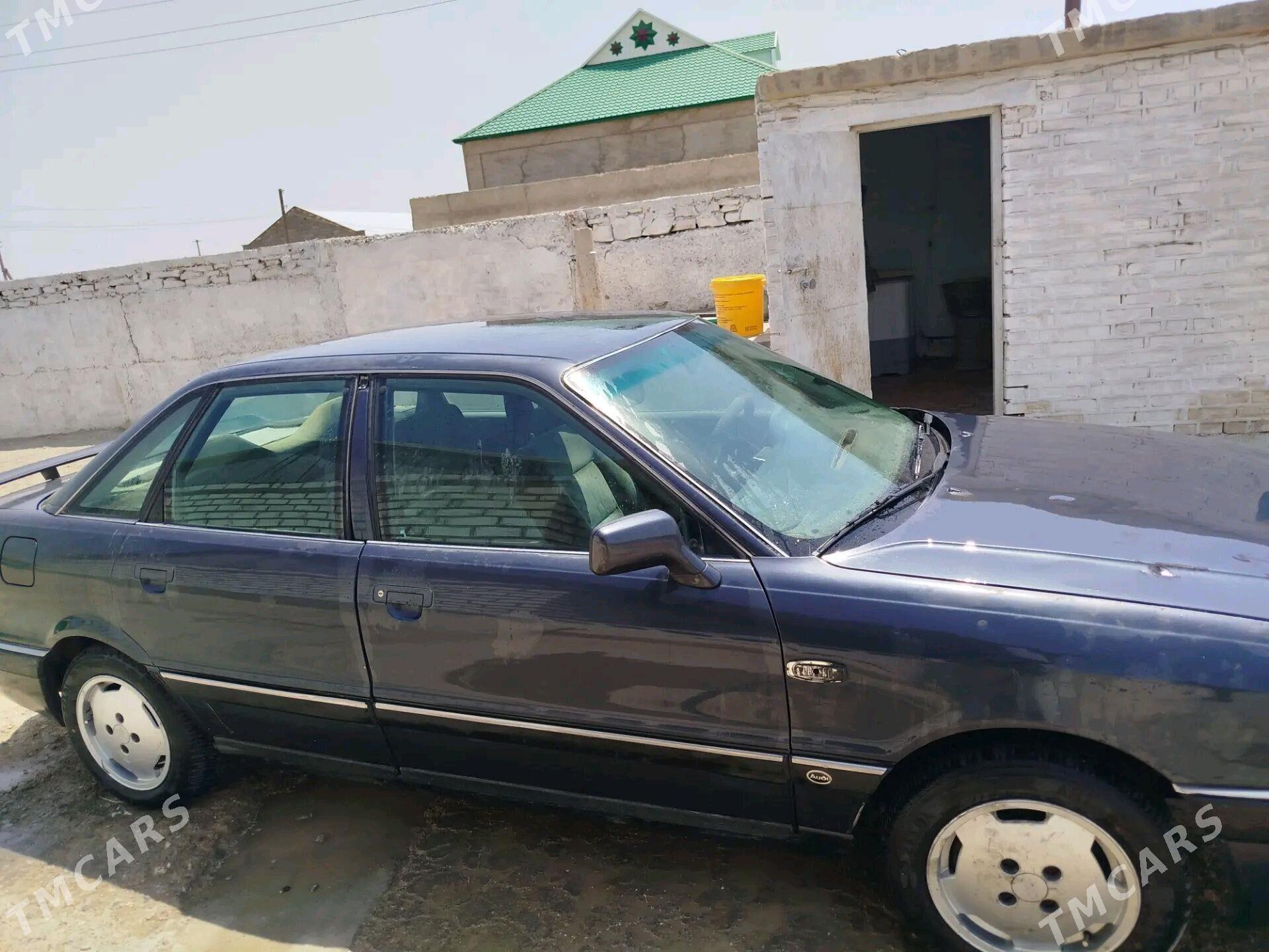 Toyota Camry 1989 - 11 000 TMT - Gyzylarbat - img 1