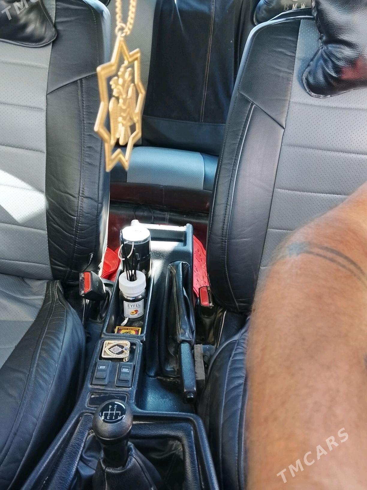 BMW 525 1992 - 55 000 TMT - Seýdi - img 4