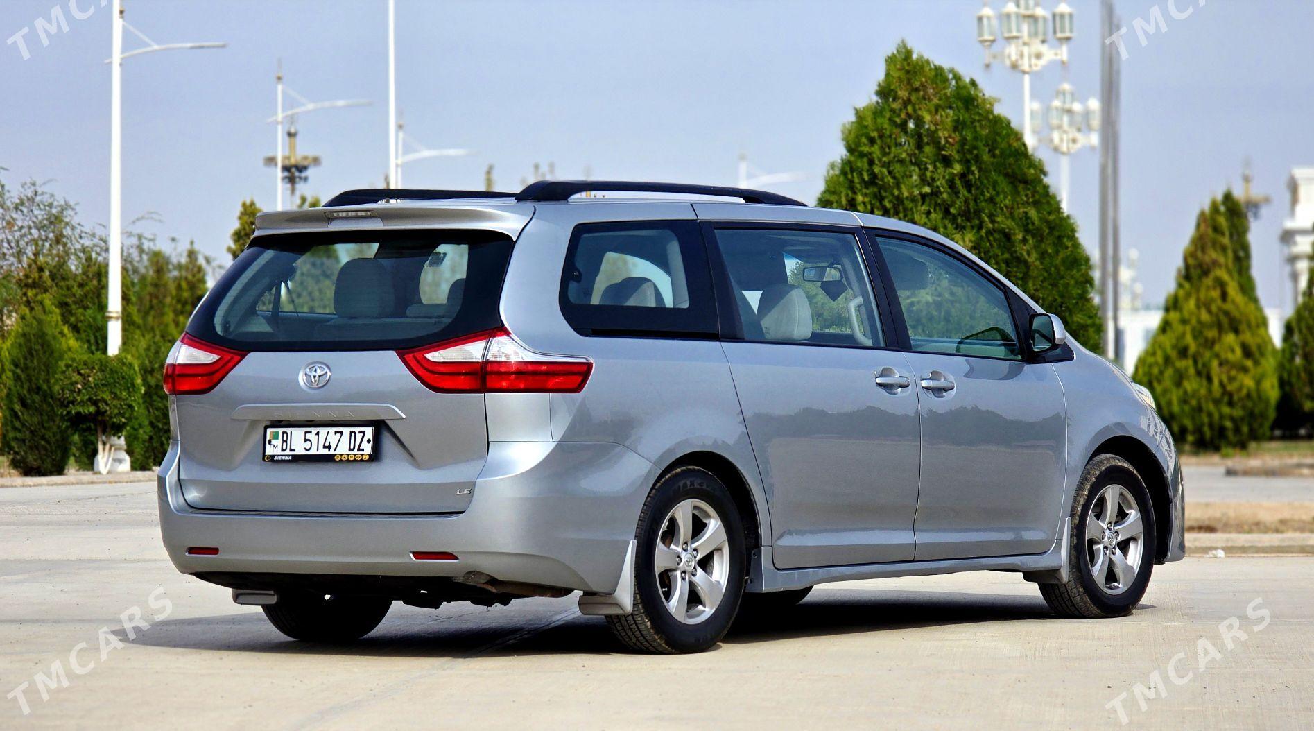 Toyota Sienna 2016 - 350 000 TMT - Дашогуз - img 4