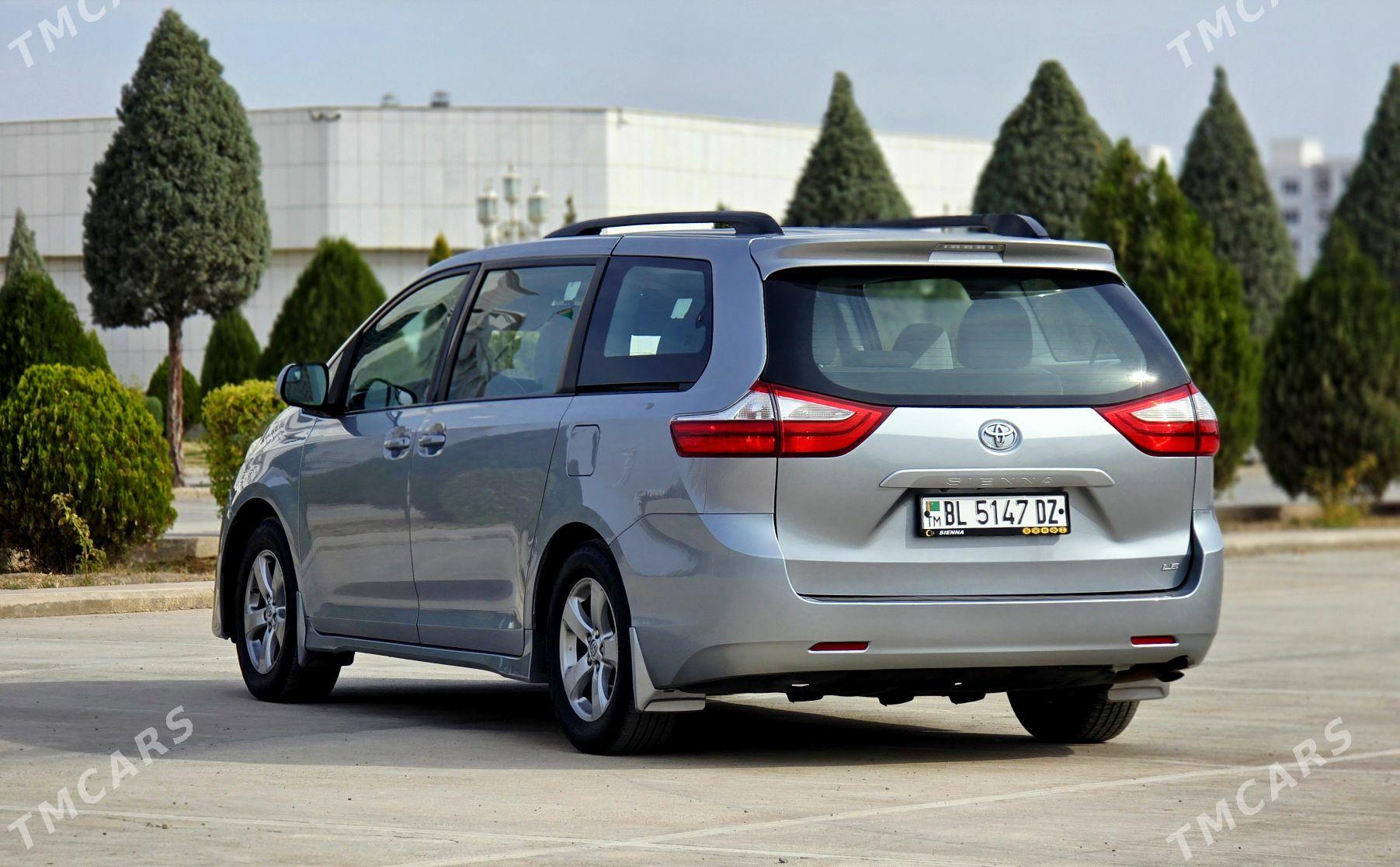 Toyota Sienna 2016 - 350 000 TMT - Дашогуз - img 3