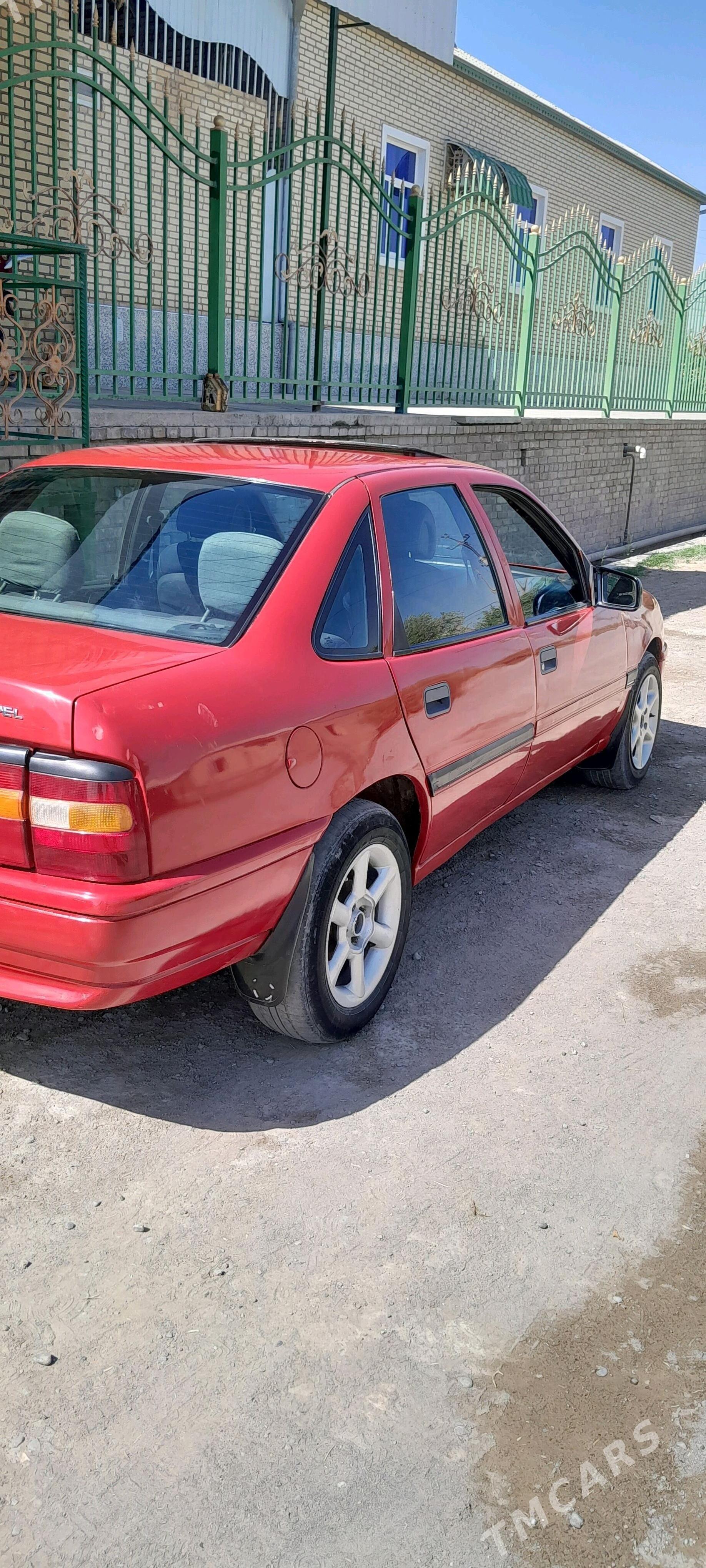 Opel Vectra 1991 - 18 000 TMT - Керки - img 1