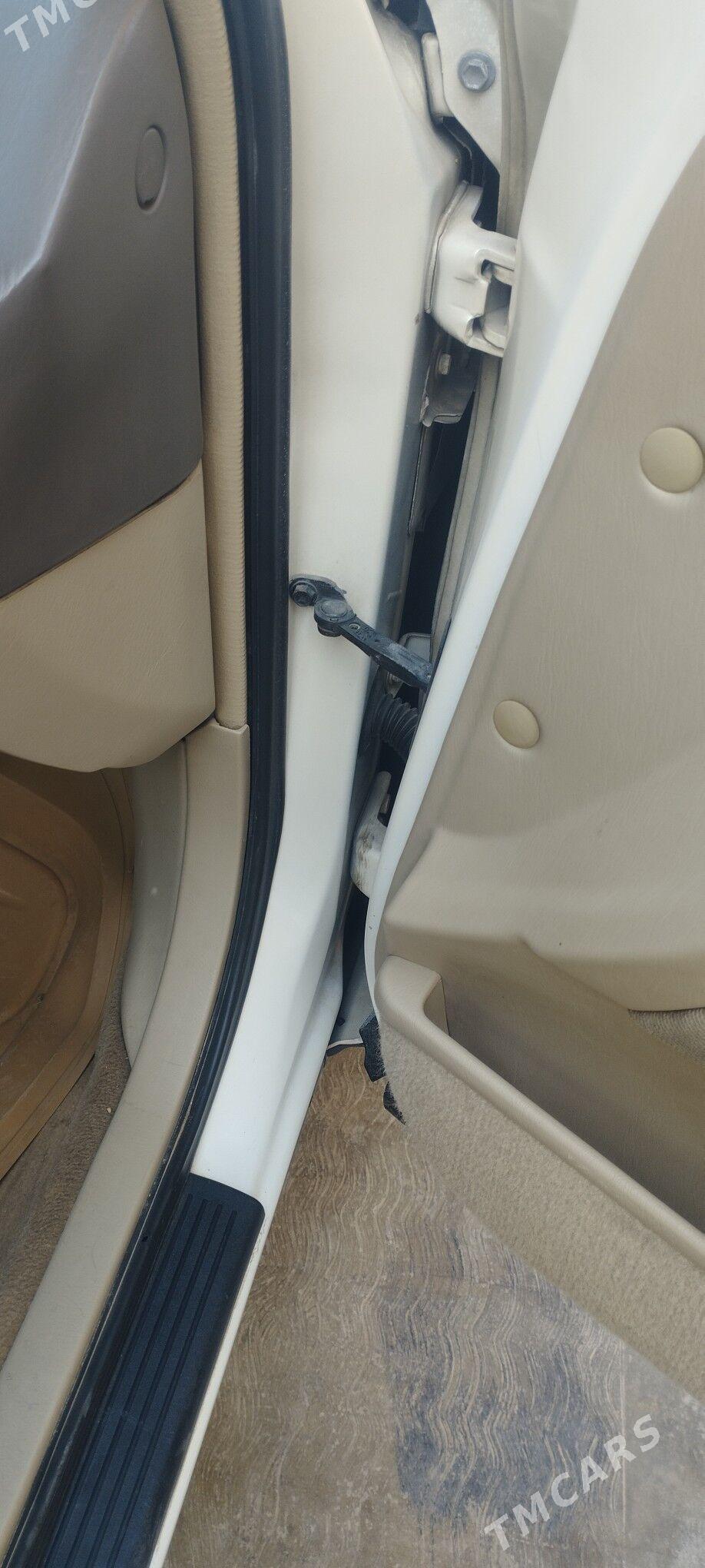 Toyota Avalon 1999 - 160 000 TMT - Mary - img 3