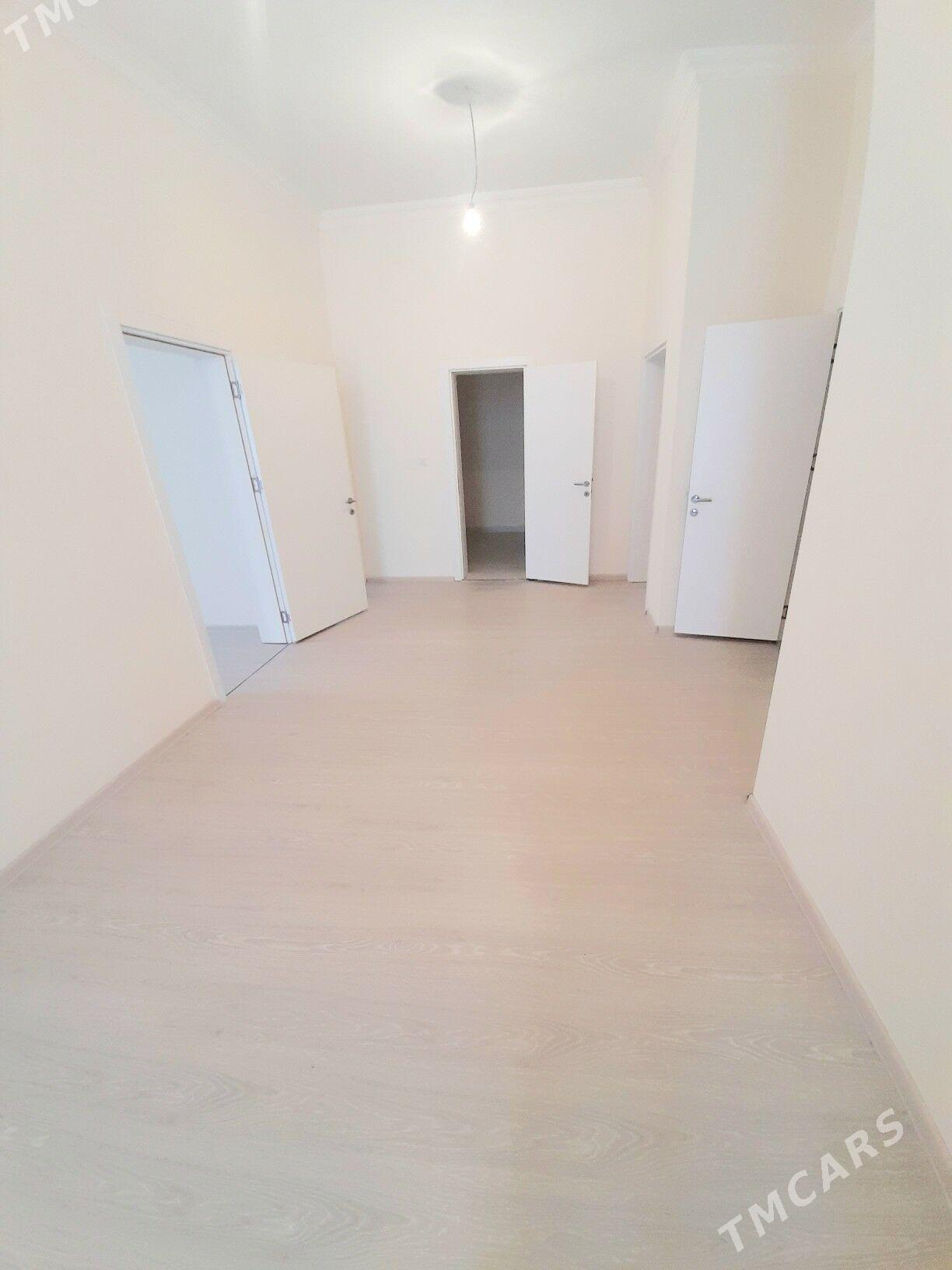 taze  zam.  4 komn. 2 tapg. - Täze zaman - img 4