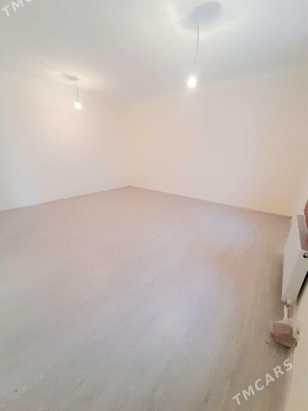 taze  zam.  4 komn. 2 tapg. - Täze zaman - img 6