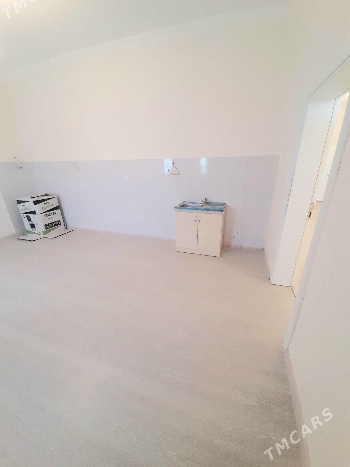 taze  zam.  4 komn. 2 tapg. - Täze zaman - img 7