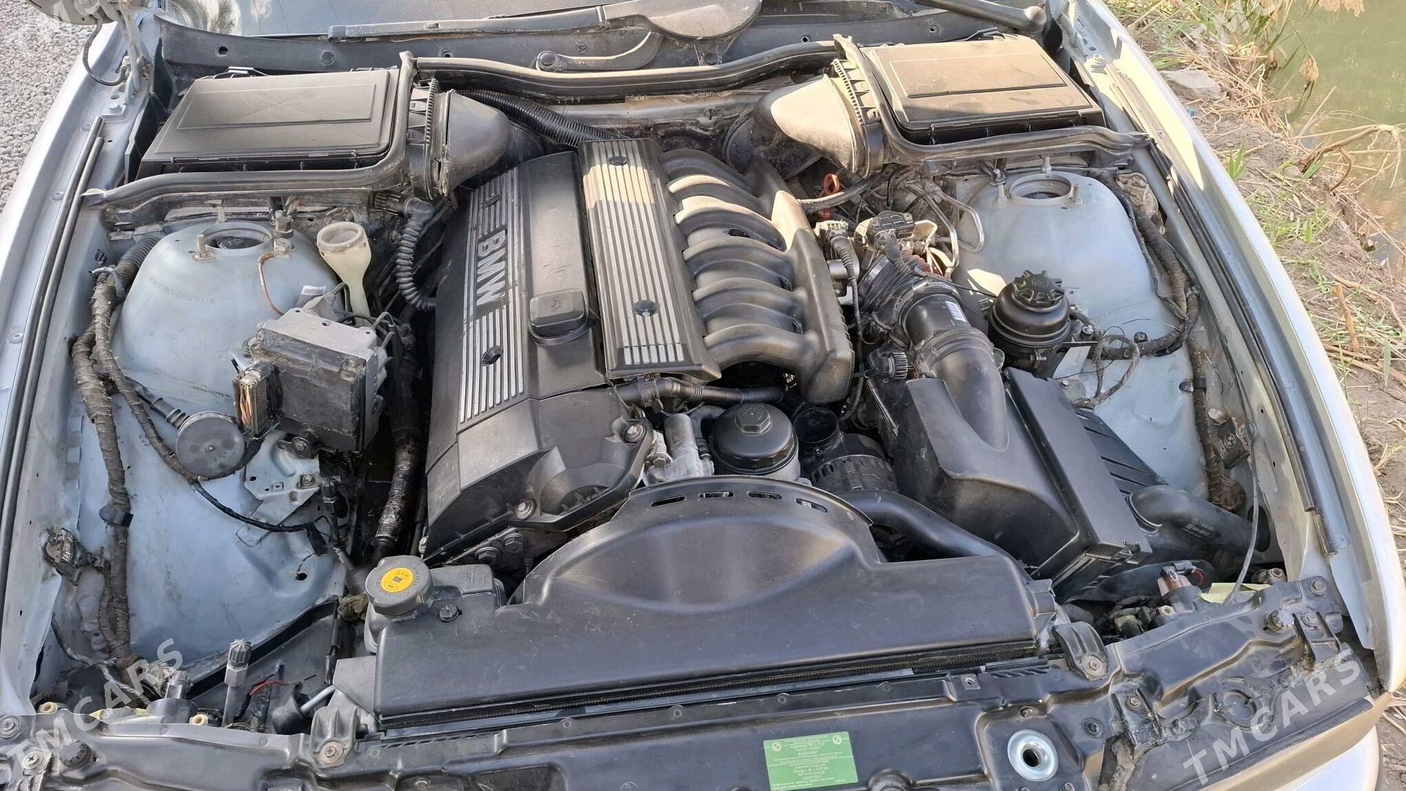 BMW E39 1997 - 60 000 TMT - Türkmenabat - img 2