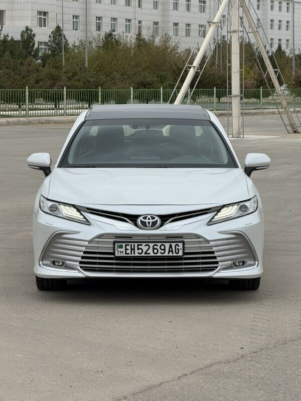 Toyota Camry 2021 - 600 000 TMT - Ашхабад - img 1