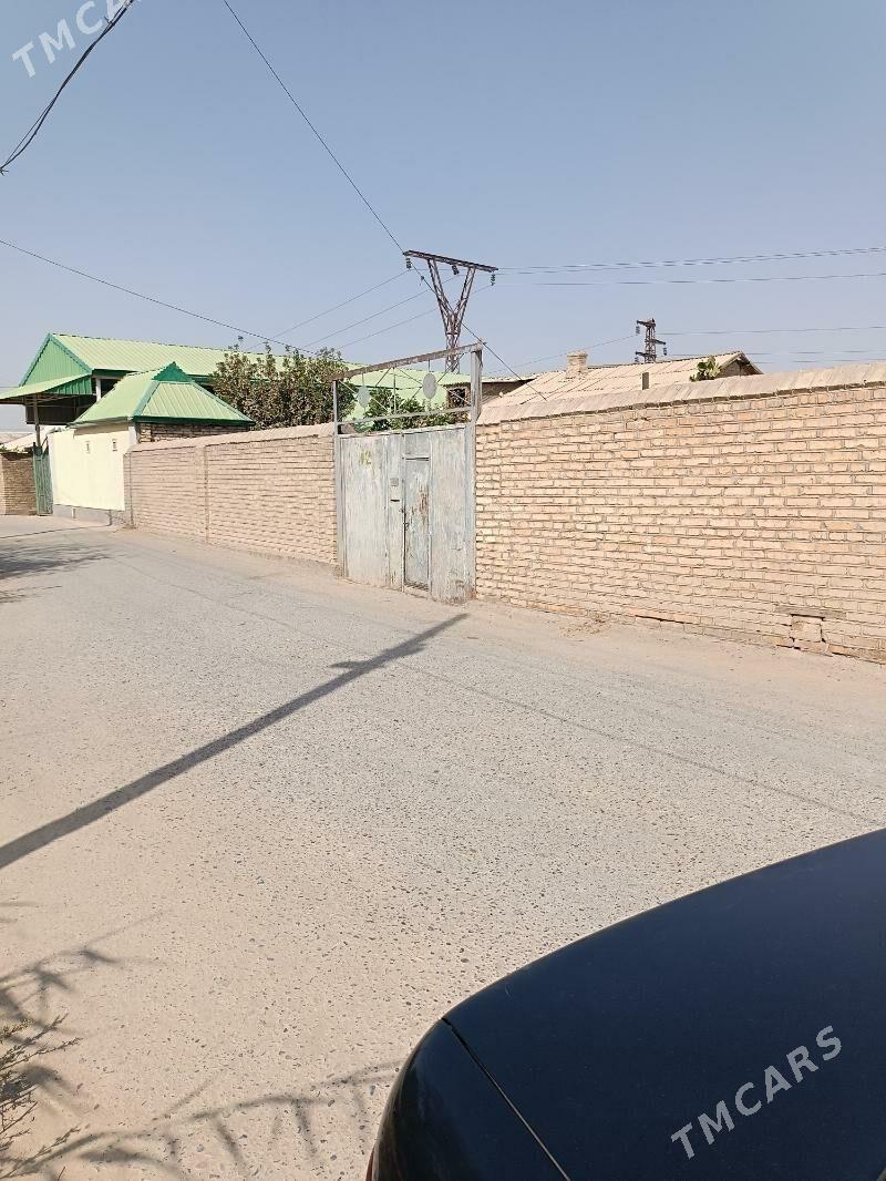 6 соток 4 комнат - Мары - img 1